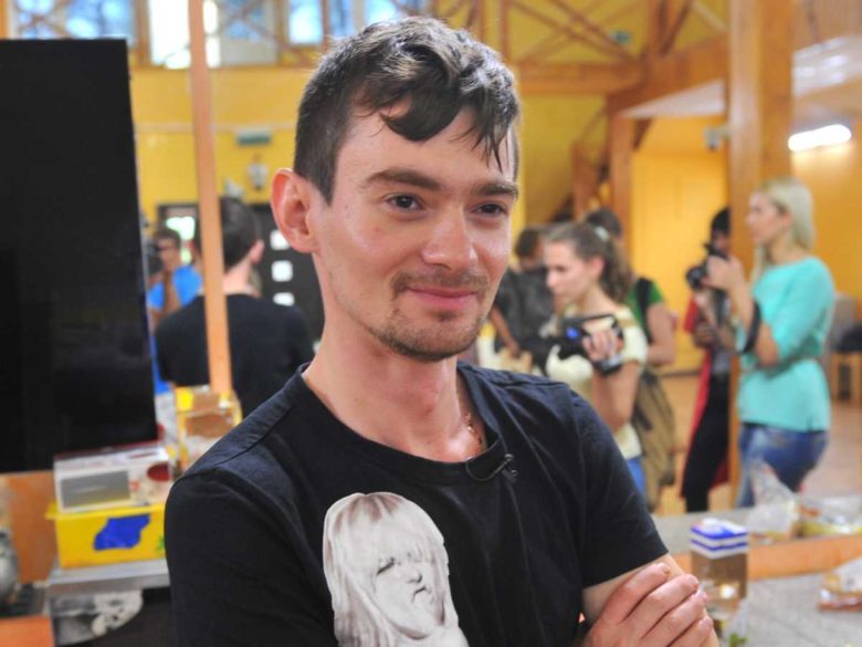 Звезда «Дома-2» Венцеслав Венгржановский стал певцом и планирует тур по России