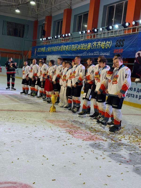 Амурчане обыграли Китай, Монголию и Узбекистан в турнире по хоккею с шайбой