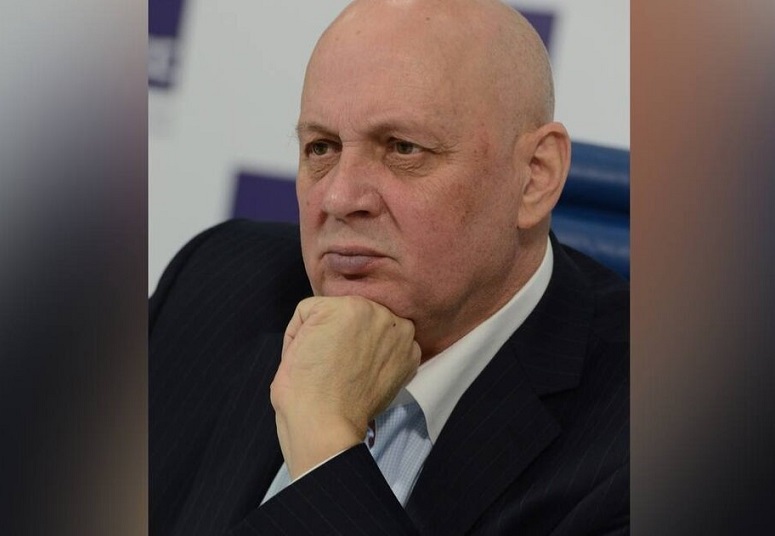 Умер российский писатель-фантаст Василий Головачёв