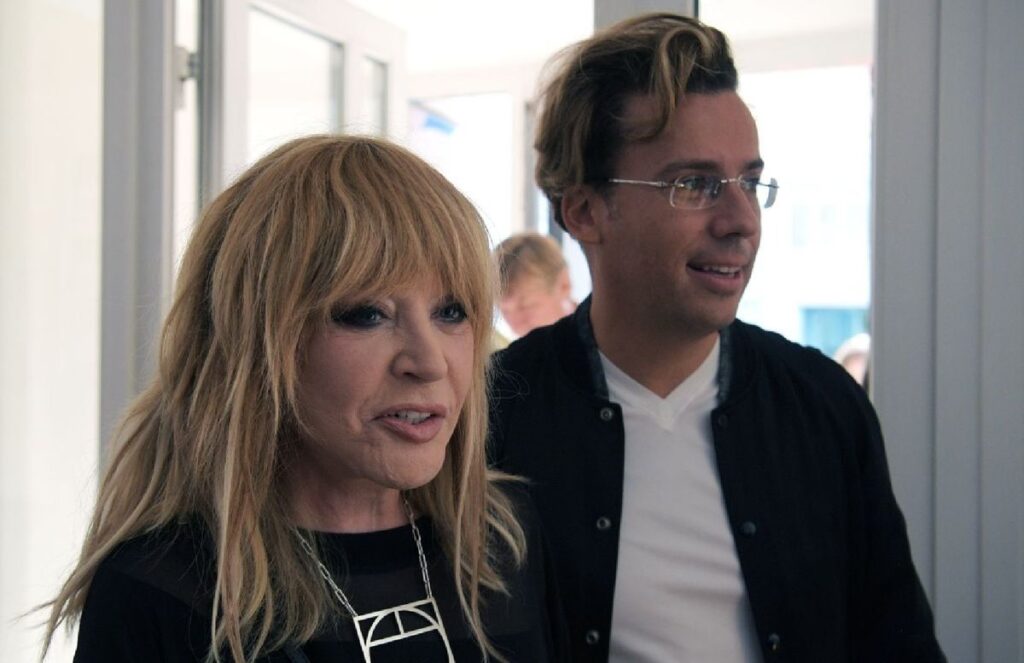 Пугачёва и Галкин* сэкономили 180 миллионов рублей на налогах за свой замок