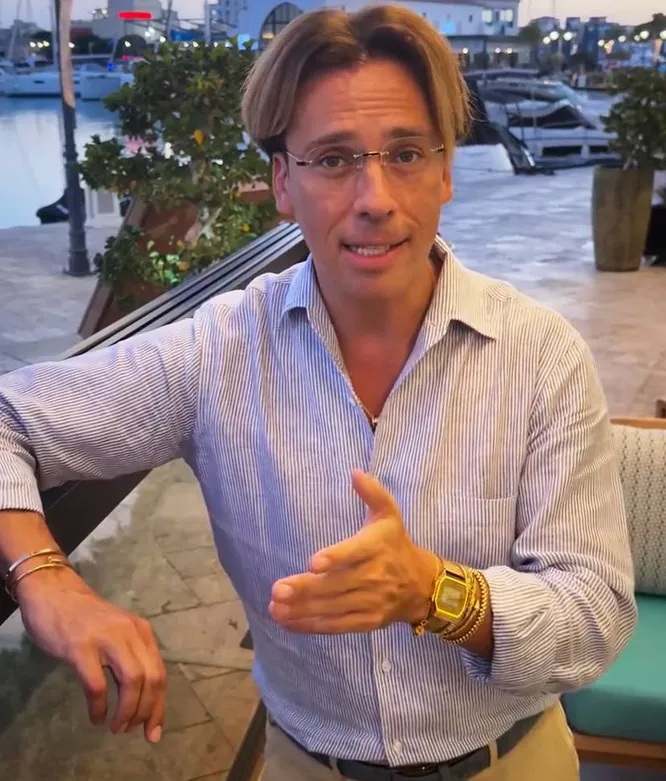 Максим Галкин* объяснил, почему снял обручальное кольцо