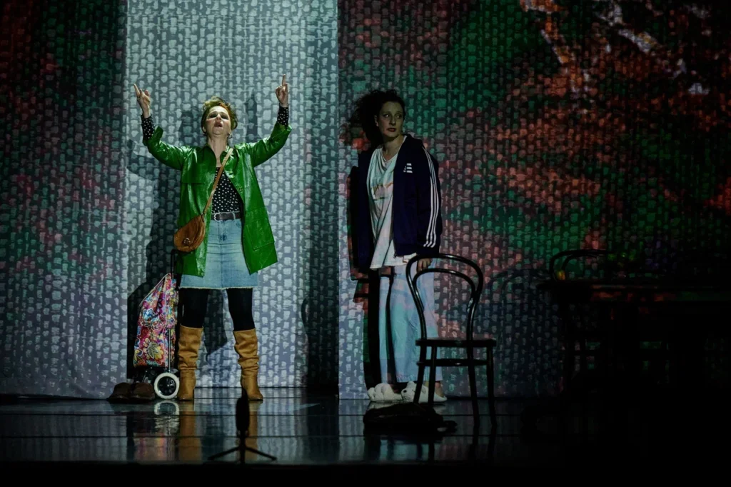 Зачем амурчанам чернуха, или почему Мурлин Мурло не хватило жизни