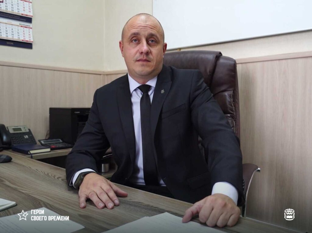 Мэр Свободного взял на работу участника программы «Герои своего времени»