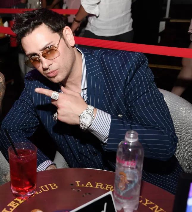 Голливудского продюсера Дэвида Пирса приговорили к 146 годам тюрьмы 