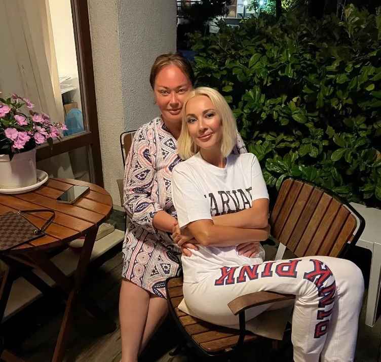 Лариса Гузеева обвинила Леру Кудрявцеву в непорядочности из-за скандала с виллами на Бали