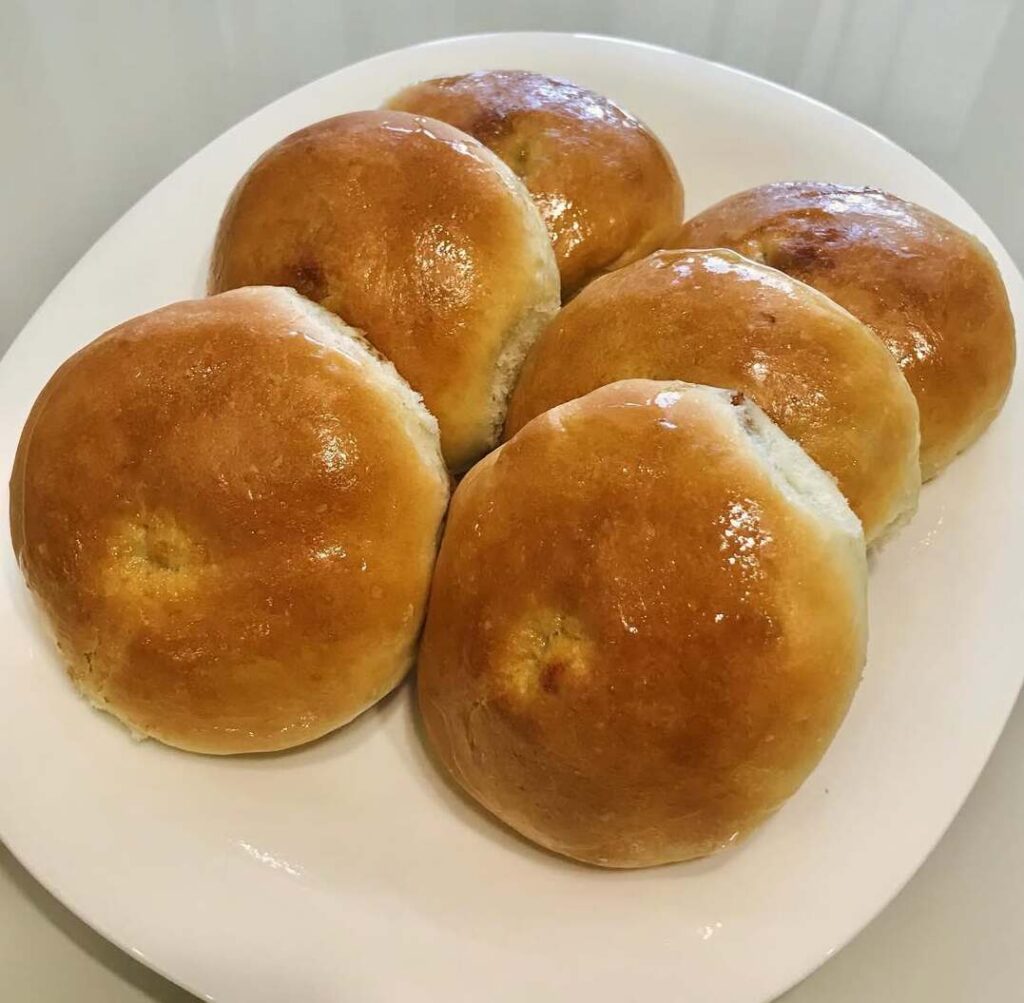 рецепт домашних булочек, булочки с шоколадом, булочки с яблоком. булочки с корицей, рецепт синнабон, булочки синнабон