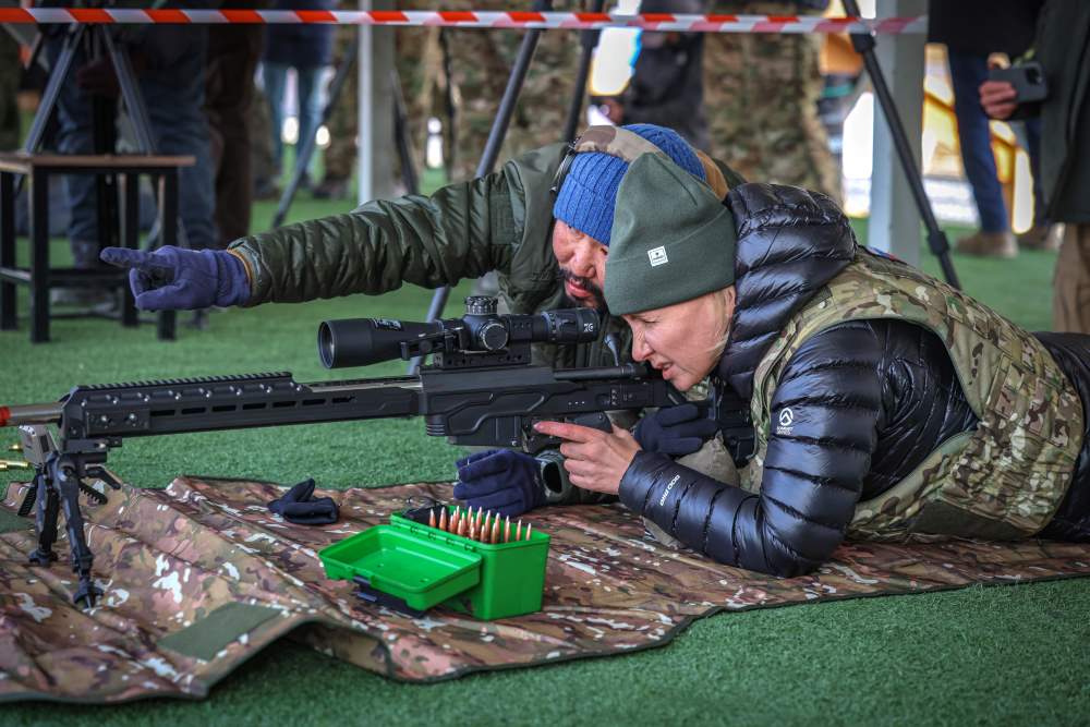 Василий Орлов принял участие в турнире по стрельбе