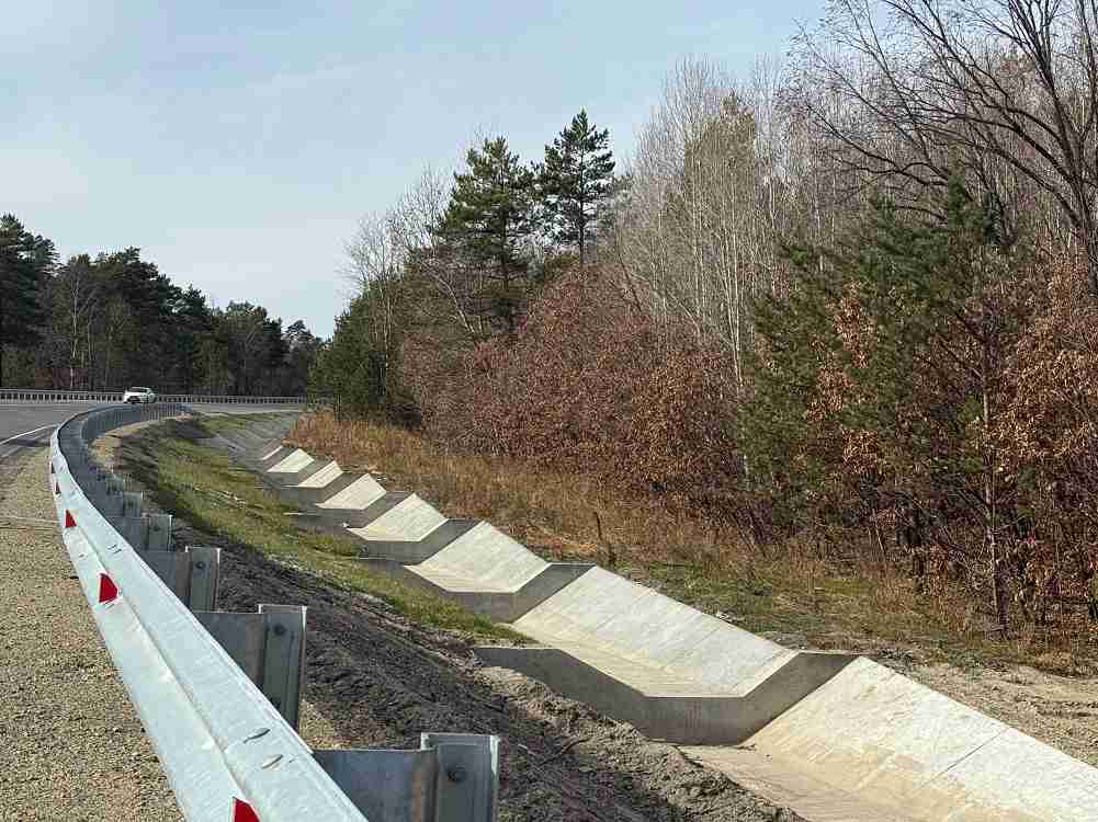 Дорожники обновили участок амурской трассы