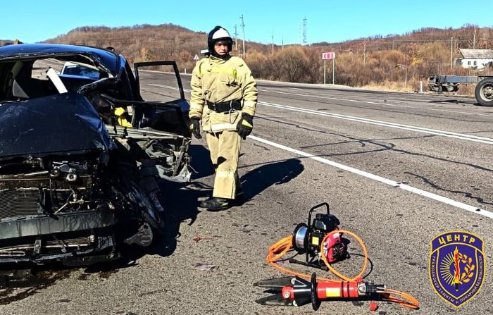 На трассе "Амур" жесткое ДТП: двое пострадали
