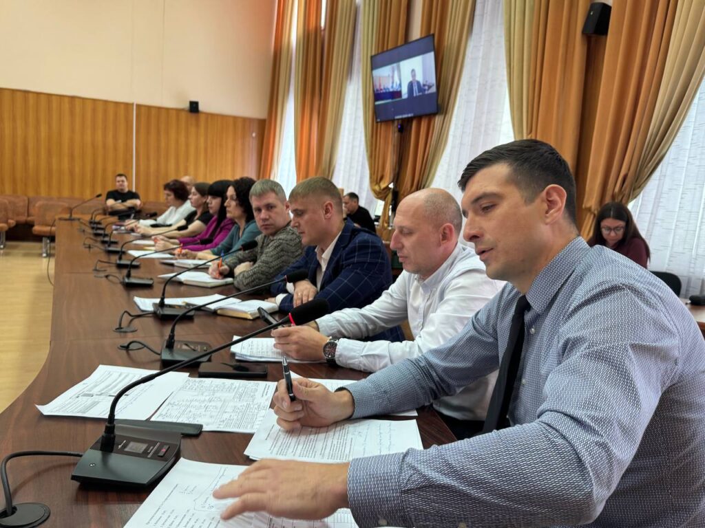 В Белогорске решают, когда лучше оставить 60 тысяч жителей без света