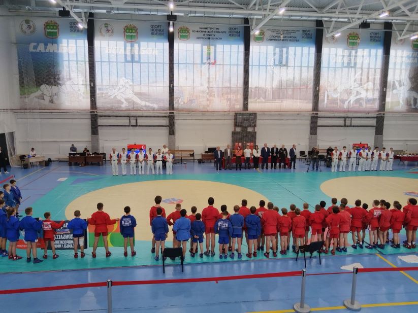 Космодром, вузы, спортшколы: как в Приамурье принимали делегацию из Донбасса