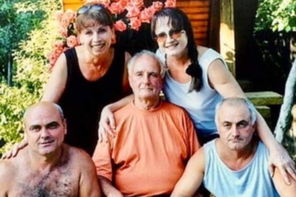 София Ротару с семьей