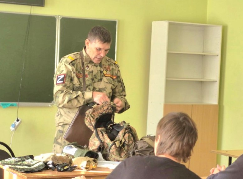 Уроки мужества от амурских ветеранов СВО посетили иностранцы