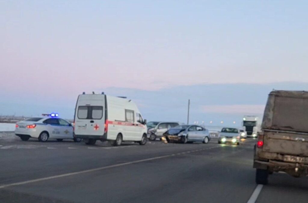На подъезде к Благовещенску произошло тройное ДТП
