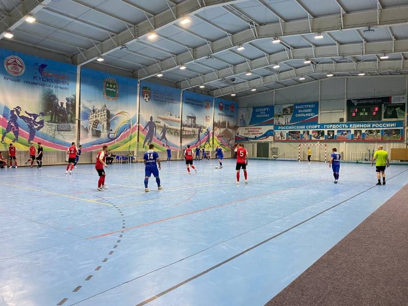 Амурские любители футбола активно борются за призы губернатора