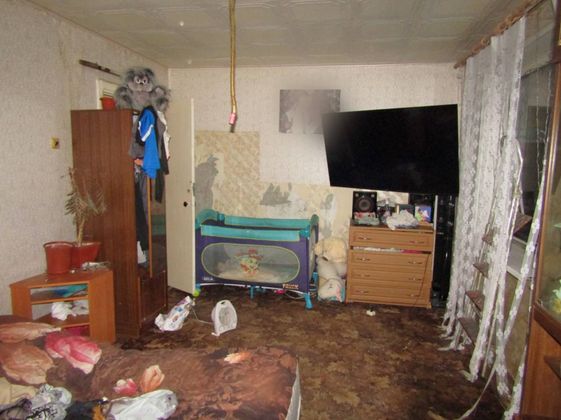 Пятимесячный ребёнок в Норильске умер от голода, пока его мать была в гостях