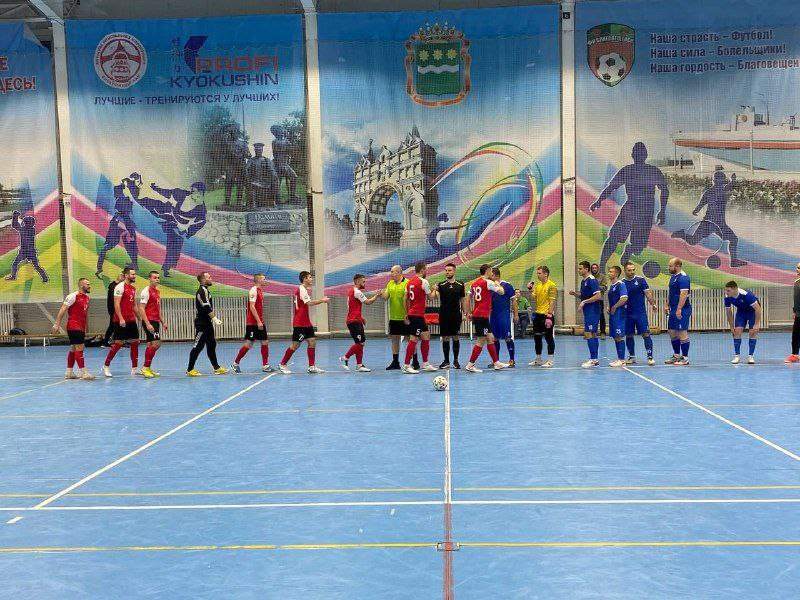 Амурские любители футбола активно борются за призы губернатора