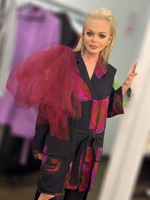 Лариса Долина