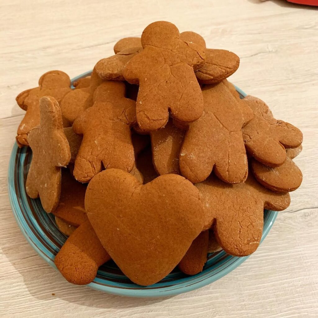 имбирное печенье, печенье в духовке, рецепт домашнего печенья, новогоднее печенье