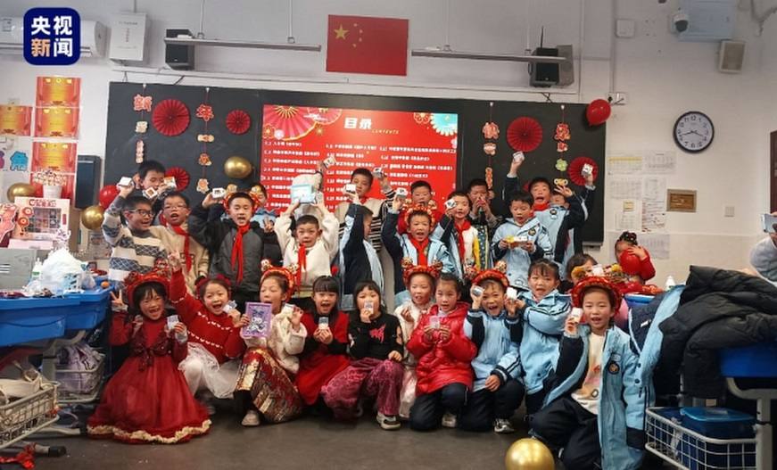 Мальчик в Китае вышел из комы, услышав голоса одноклассников