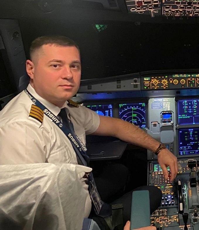 С пилота, посадившего самолёт в поле под Новосибирском, требуют 119 миллионов рублей