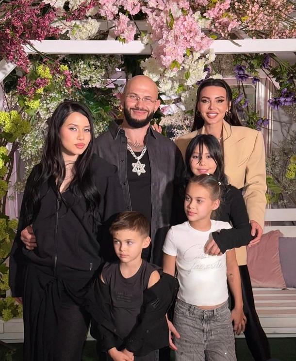 Оксана Самойлова и Джиган не смогли оформить развод