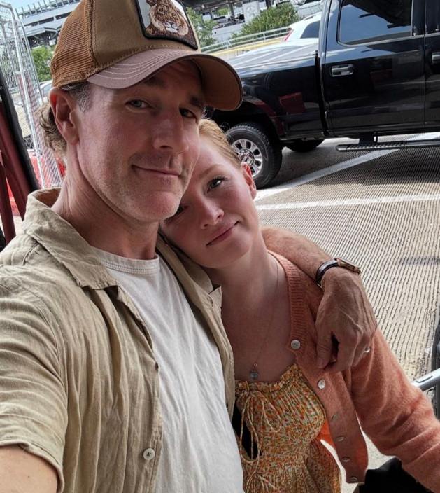 Звезда сериала «Бухта Доусона» Джеймс Ван Дер Бик умер в 48 лет