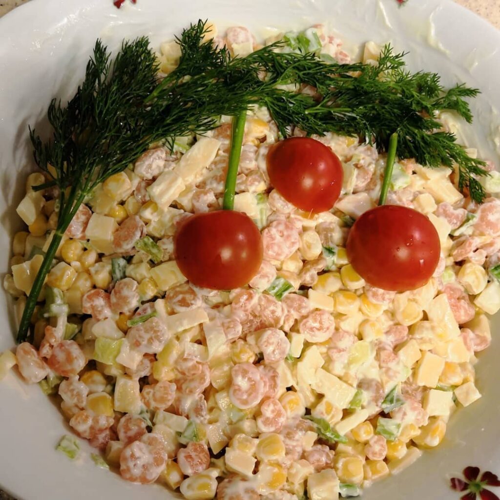 романтический ужин, салат из креветок, ужин на двоих, чизкейк без выпечки