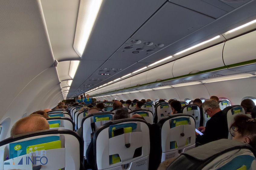 В США пассажир угрожал убить женщину и взорвать самолёт