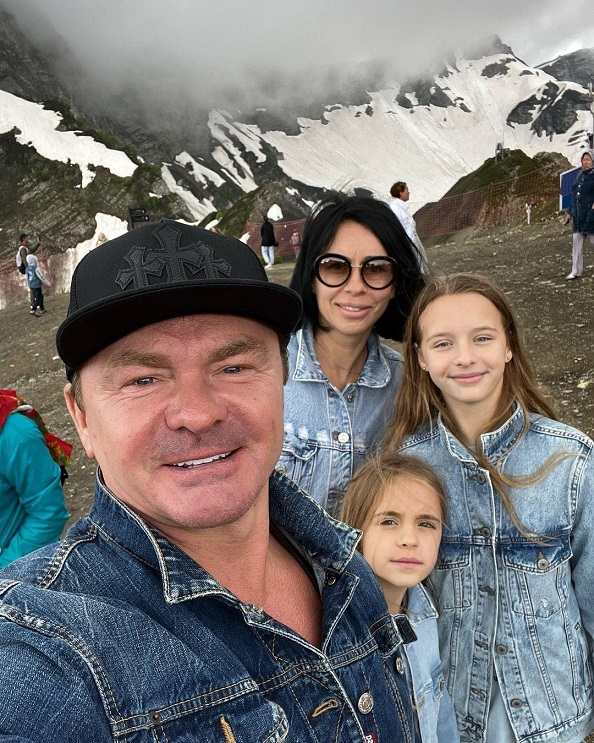 Жена звезды «Физрука» Владимира Сычёва обвинила его в изменах

