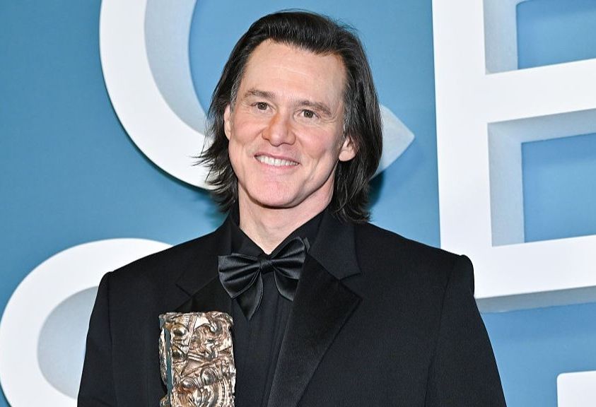 Поклонники Джима Керри считают, что актёра заменили двойником