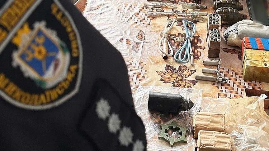 Военный на Украине отправил жене и детям посылку со взрывчаткой