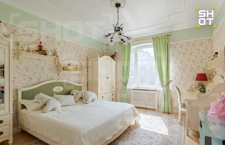 Певица Слава продала квартиру, от которой не могла избавиться из-за Ларисы Долиной