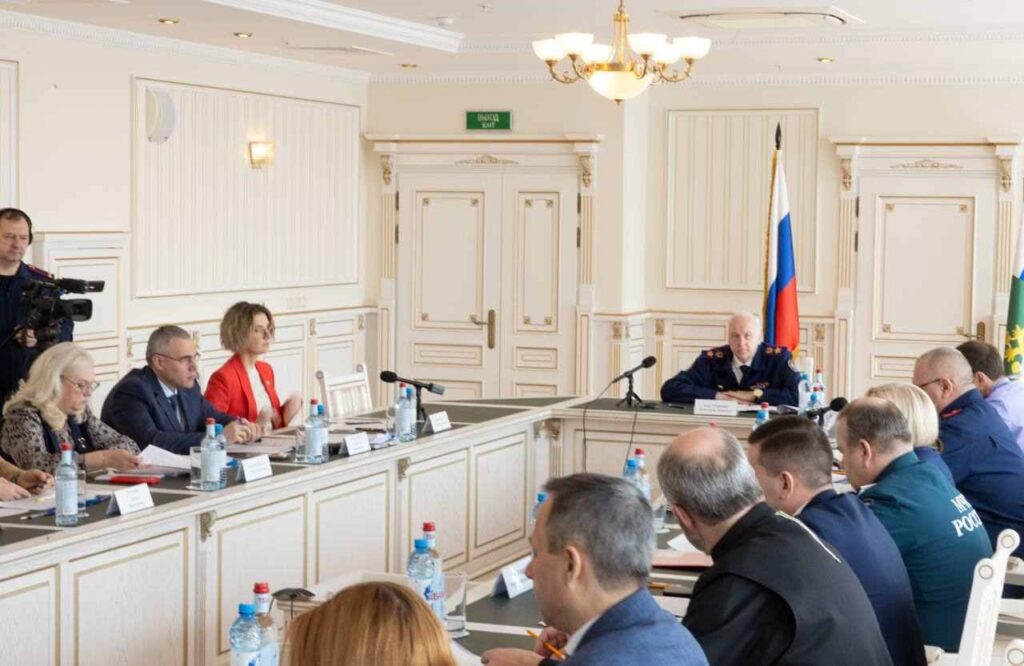 Александр Бастрыкин поручил проверить «Вредные советы» Григория Остера