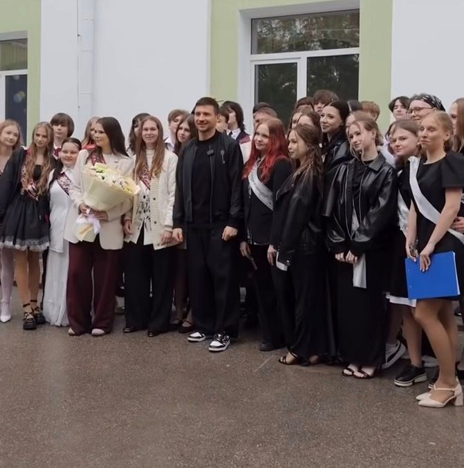 Сергей Лазарев исполнил мечту школьников из Нижнего Новгорода
