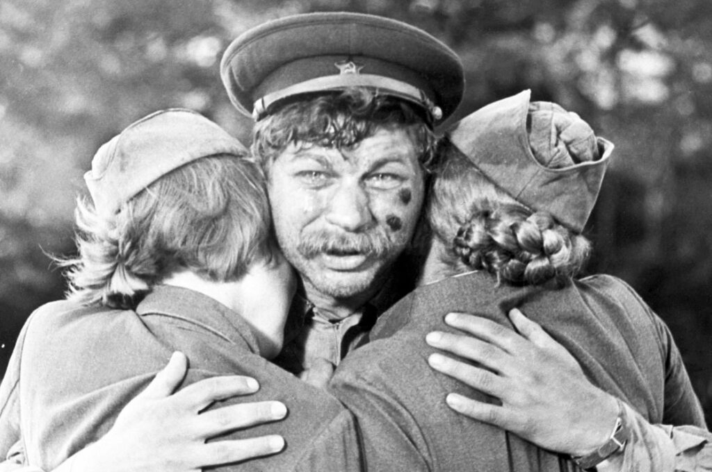 а зори здесь тихие