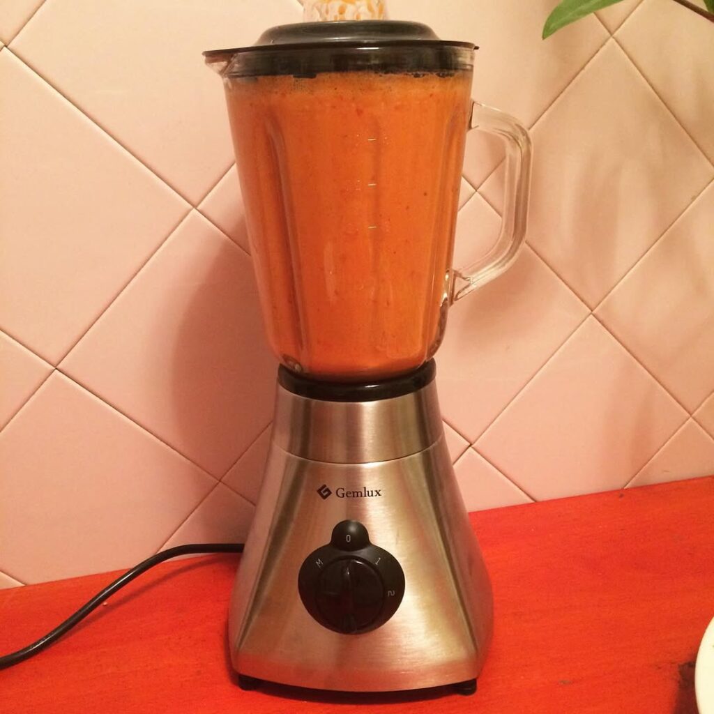 окрошка рецепт, рецепт окрошки, окрошка классическая, зелёный борщ, зеленый борщ рецепт