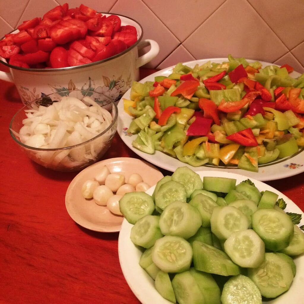 окрошка рецепт, рецепт окрошки, окрошка классическая, зелёный борщ, зеленый борщ рецепт