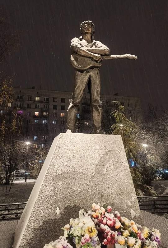 Неизданную песню Виктора Цоя нашли в частном архиве в Швеции