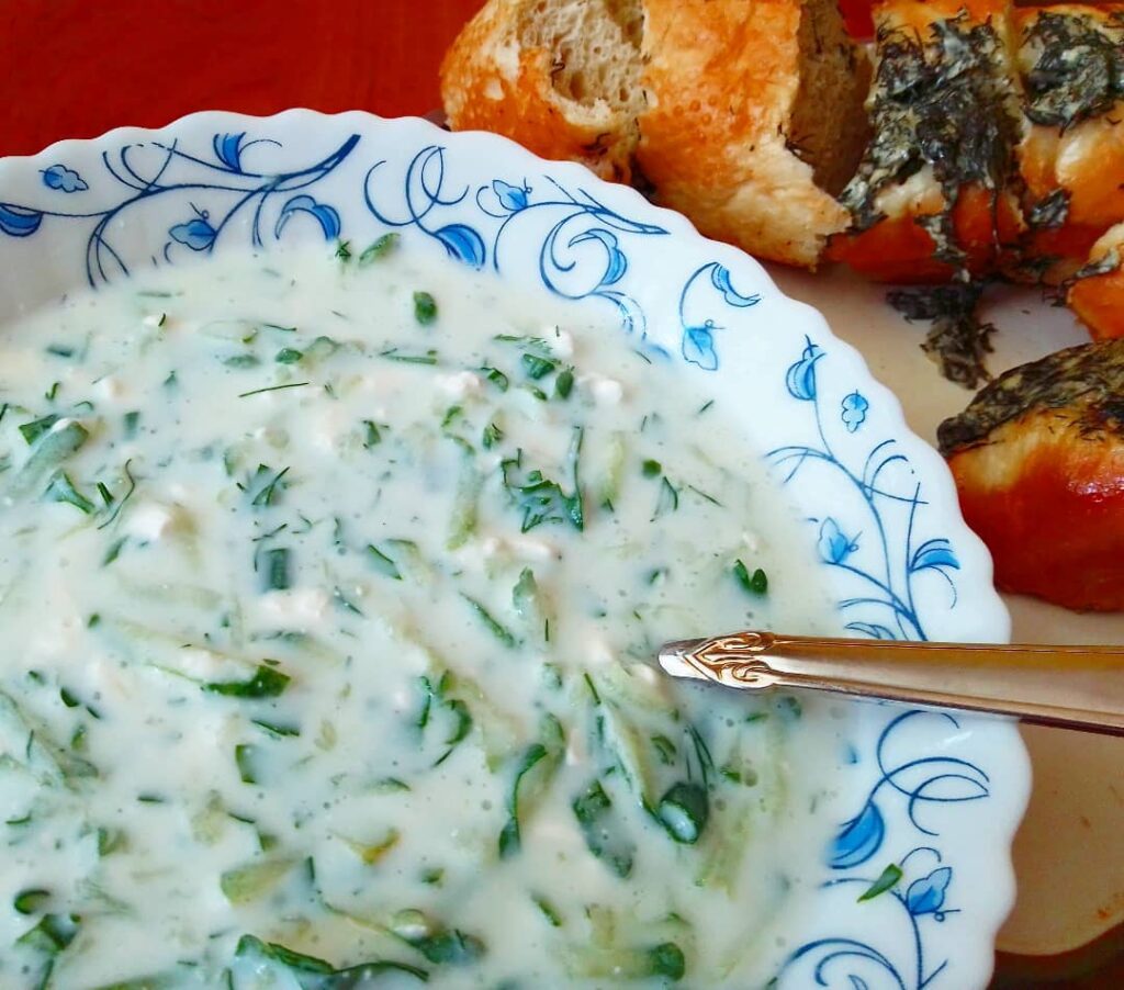 рецепты с огурцами, рецепт огурцов, салат с огурцами, рулет с огурцами, суп с огурцами, холодный суп