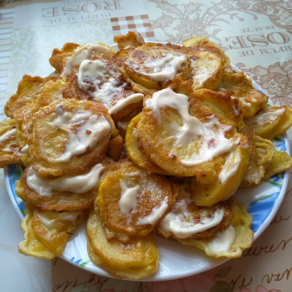рецепты из кабачков,  оладьи из кабачков, вкусные кабачки, кабачковые оладьи, кабачки в кляре, овощное рагу