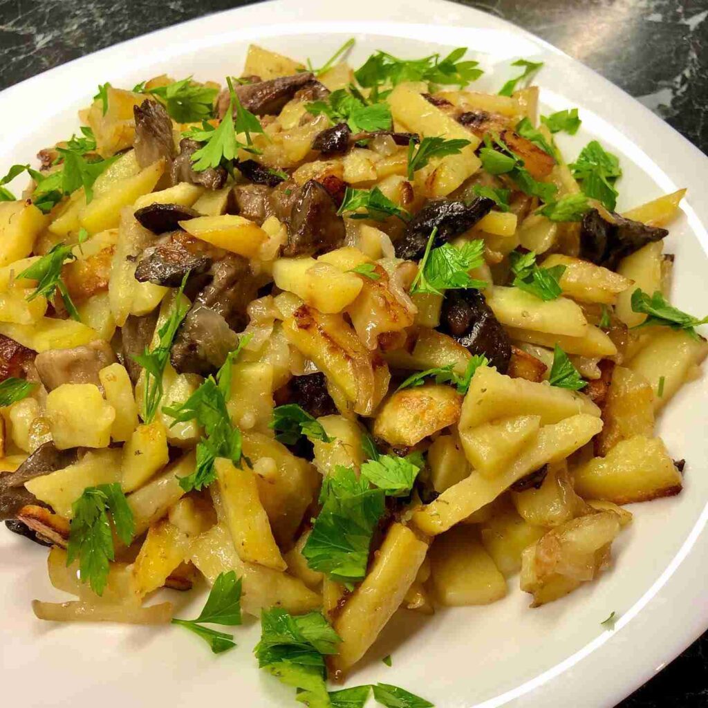 рецепты с картошкой, жареная картошка, картошка с грибами, картошка с курицей, картофель айдахо, рецепт картошки