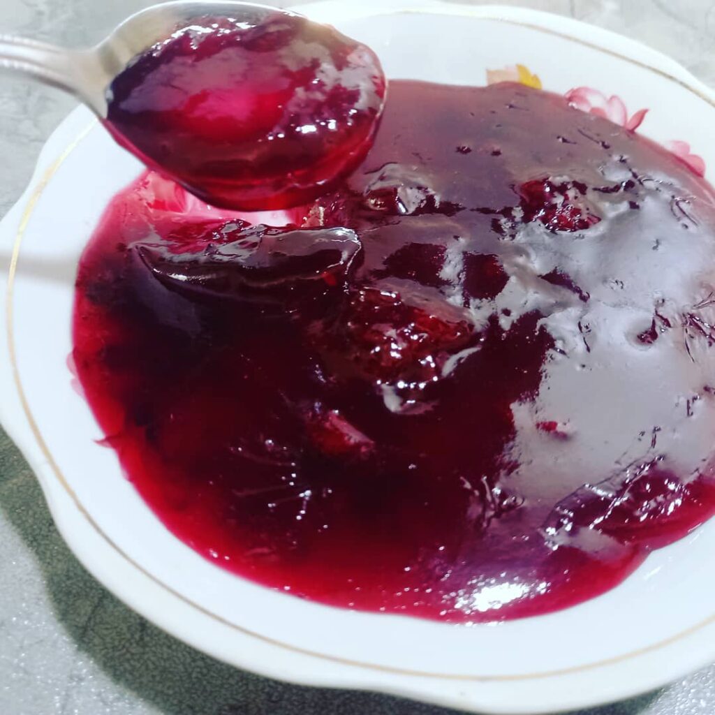 рецепты из смородины, джем из смородины, рецепт соуса,  домашняя пастила, соус из смородины, пастила из смородины