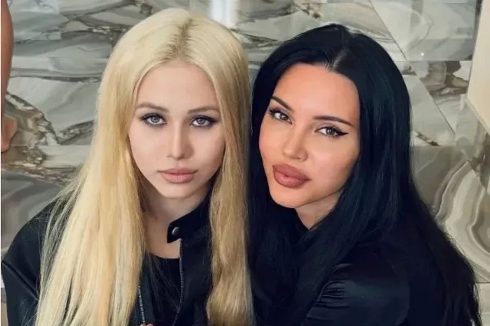 Оксана Самойлова и её дочь Ариела