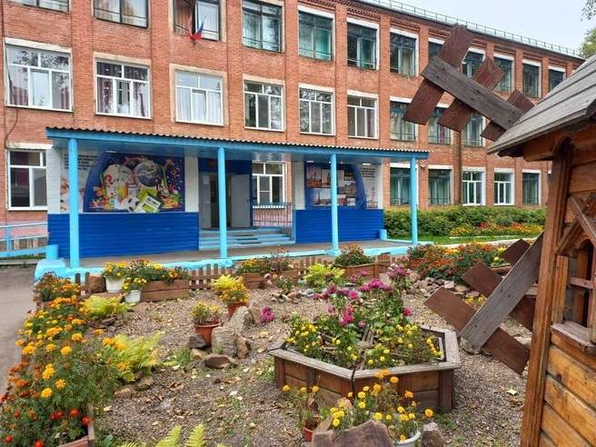 Семиклассница напала на учительницу с ножом в Красноярском крае