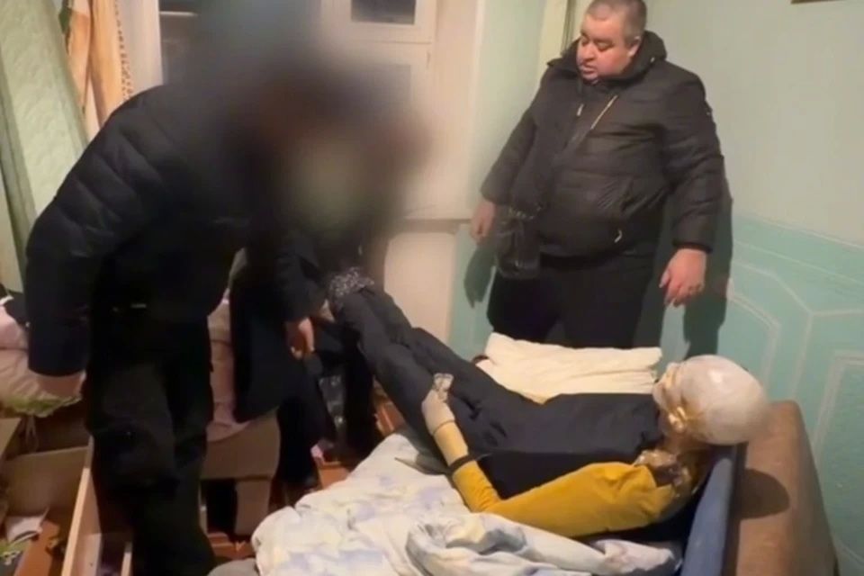 Житель Ямала полтора года жил с телом убитой женщины на балконе